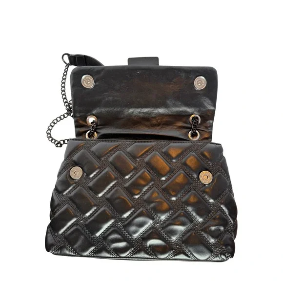 Quilted Black Shoulder Bag – Bird-Head Clasp, Chain Strap - Picture 5 of 8